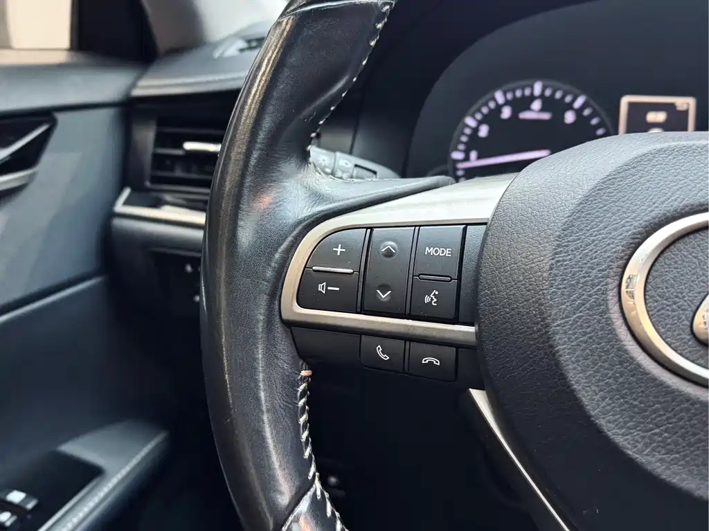 Lexus Lexus ES 2015 ES 200 Luxury Edition 2017 - thumbnail 12