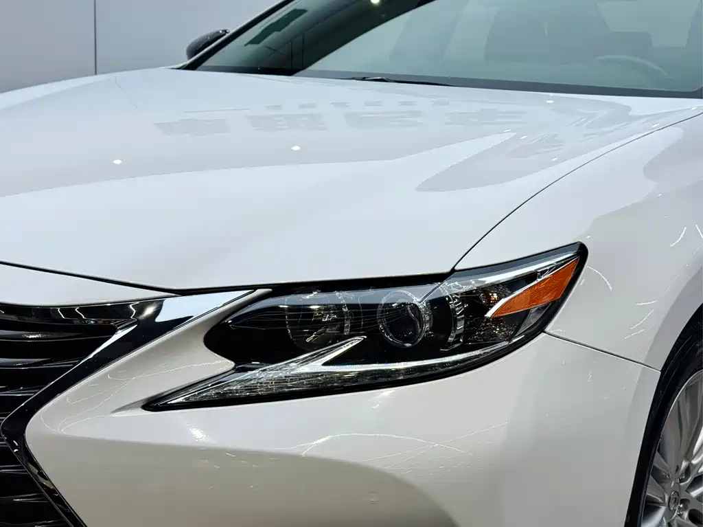 Lexus Lexus ES 2015 ES 200 Luxury Edition 2017 - thumbnail 23