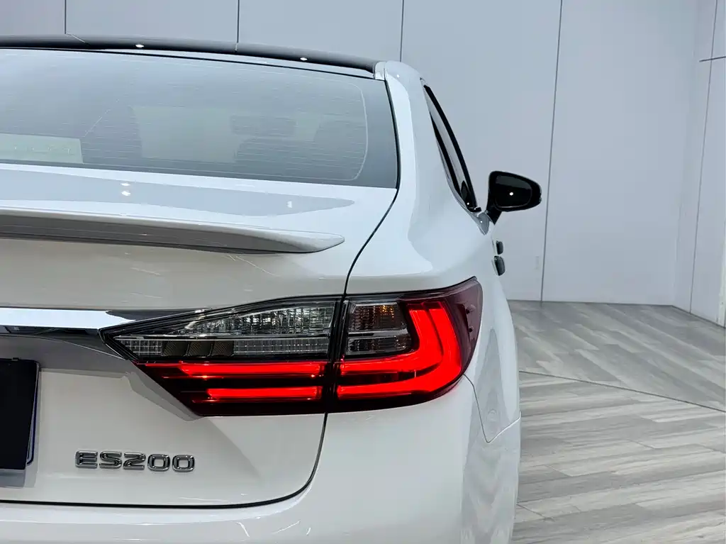 Lexus Lexus ES 2015 ES 200 Luxury Edition 2017 - thumbnail 25