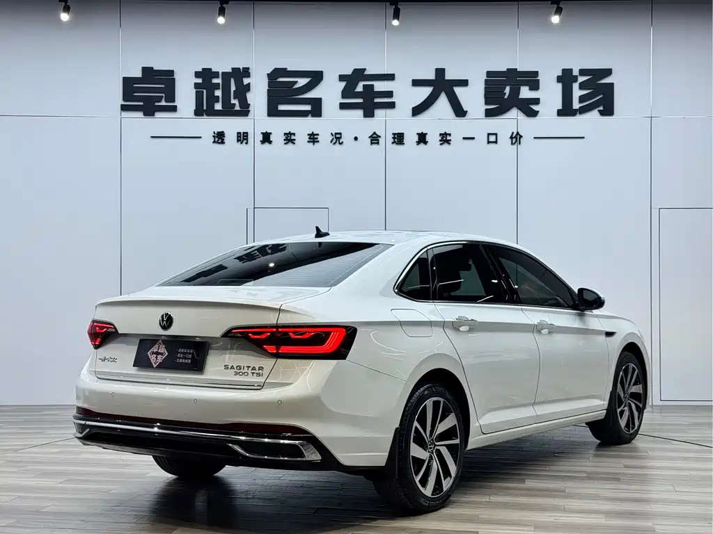 Volkswagen Volkswagen Sagitar 2023 300TSI DSG Excellence Edition 2022 - thumbnail 5