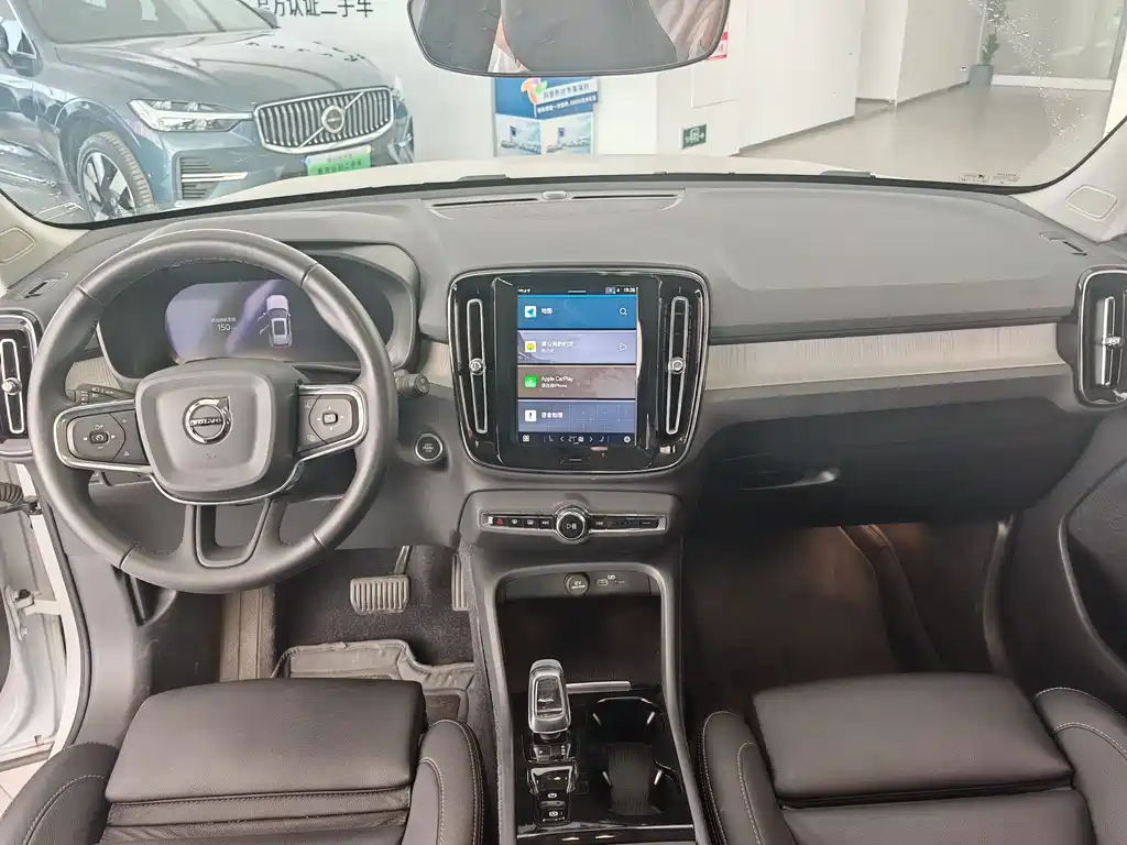 Volvo Volvo XC40 2025 B4 AWD Ultimate Luxury Edition 2024 - thumbnail 15
