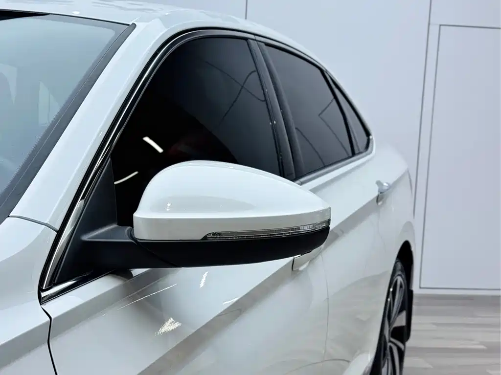 Volkswagen Volkswagen Sagitar 2023 300TSI DSG Excellence Edition 2022 - thumbnail 24