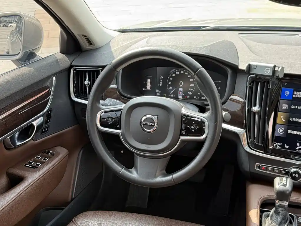 Volvo Volvo S90 2018 T4 IntelliSafe Pro 2018 - thumbnail 10