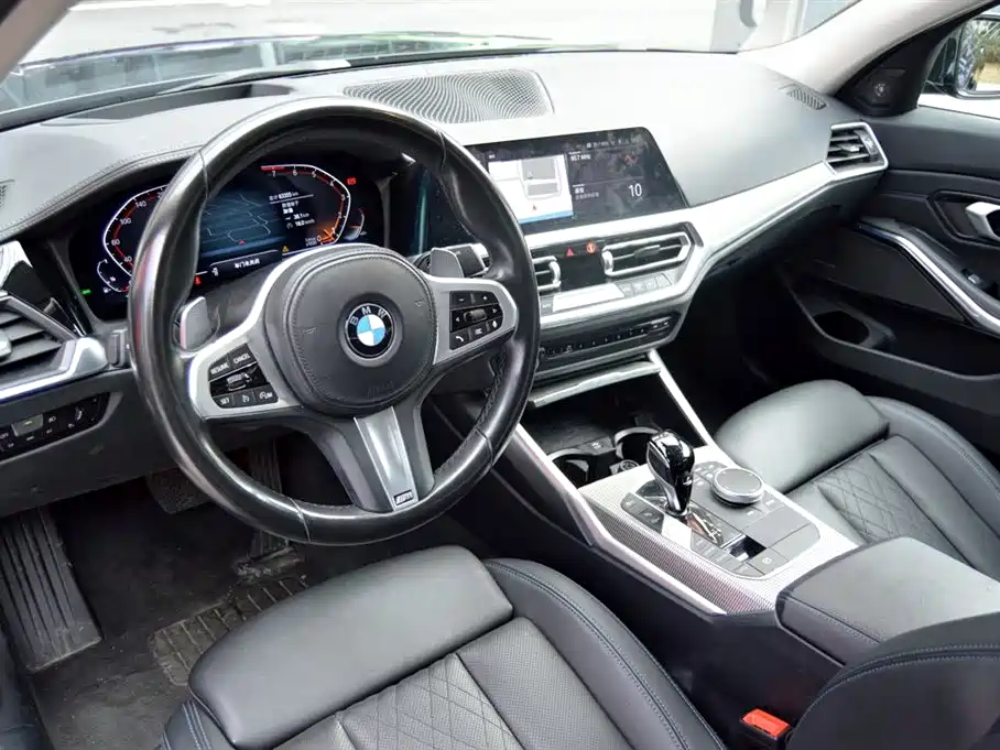 BMW BMW 3 Series 2022 330i M Sport Shadow Night Package 2022 - thumbnail 7
