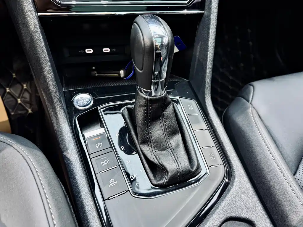 Volkswagen Tharu 2021 280TSI Front-Wheel Drive Luxury Plus Edition 2021 - thumbnail 18