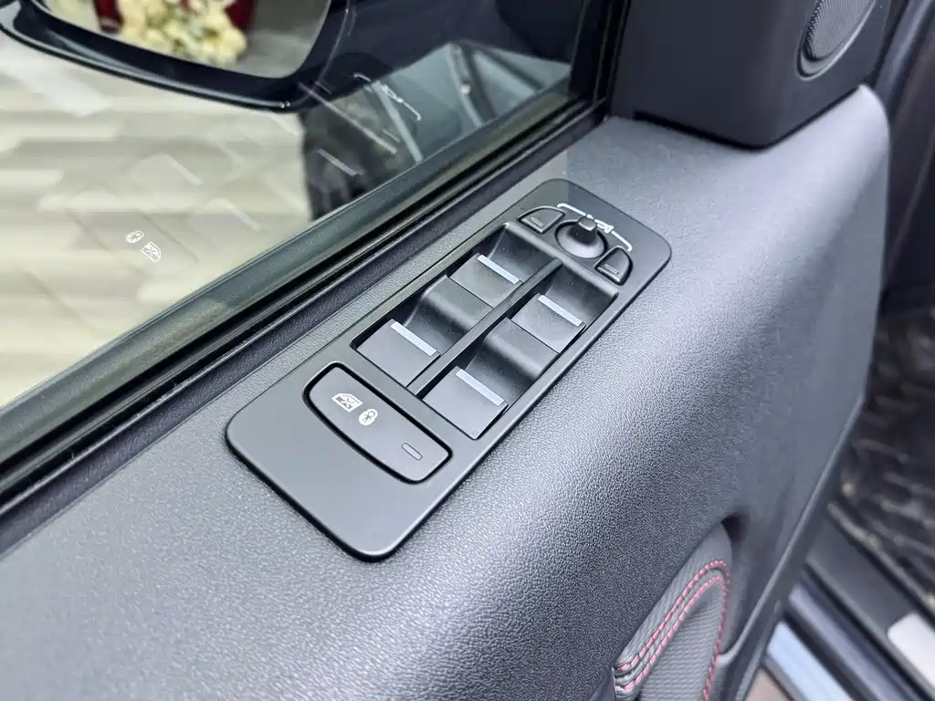 Land Rover Discovery Sport 2021 249PS R-Dynamic S Performance Edition 2021 - thumbnail 6