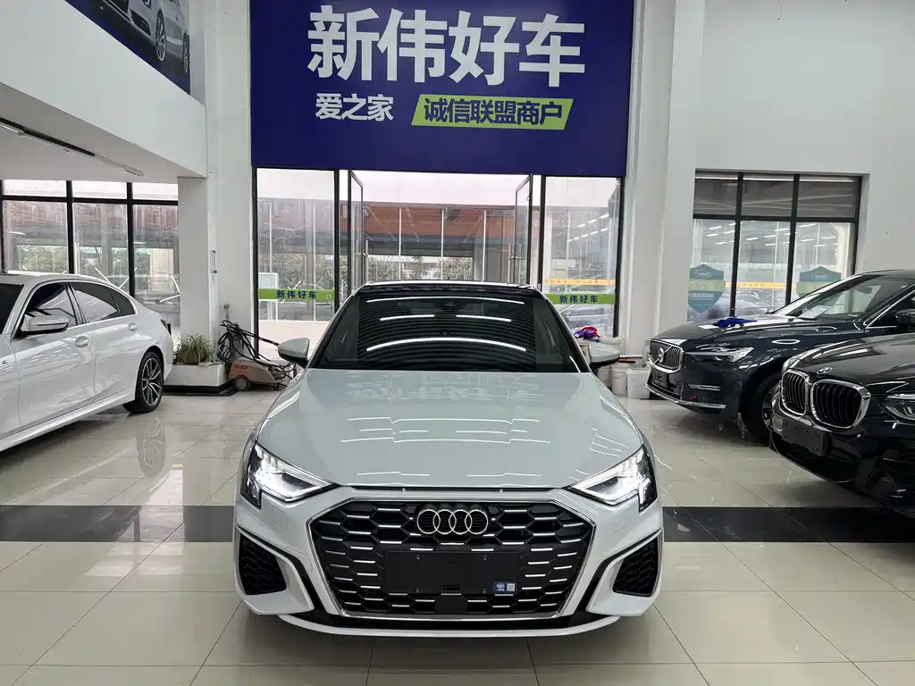 Audi Audi A3 Sportback 35 TFSI Fashion Sport Edition 2023 Model Year 2023 - thumbnail 2