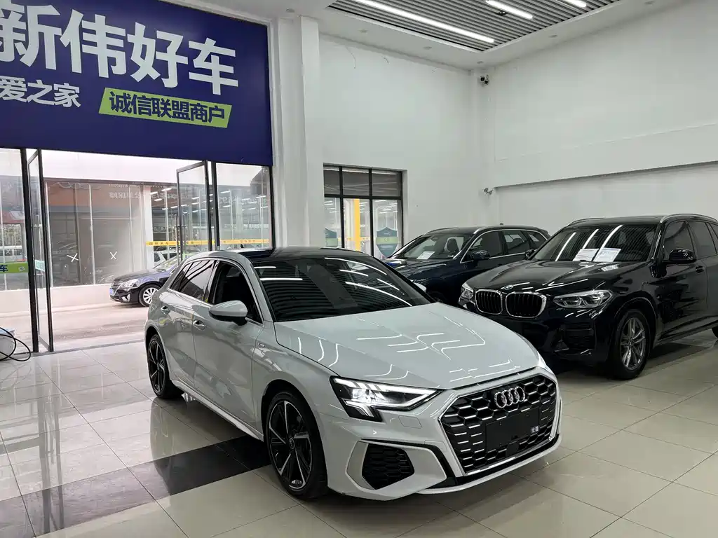 Audi Audi A3 Sportback 35 TFSI Fashion Sport Edition 2023 Model Year 2023 - thumbnail 3