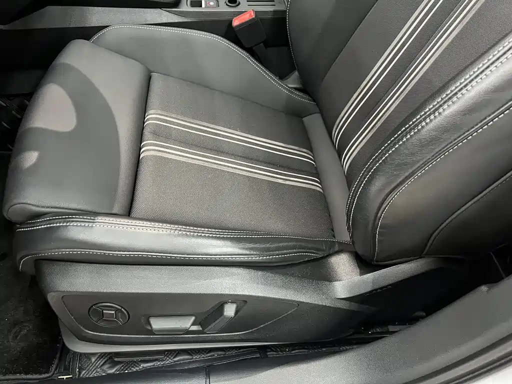 Audi Audi A3 Sportback 35 TFSI Fashion Sport Edition 2023 Model Year 2023 - thumbnail 10