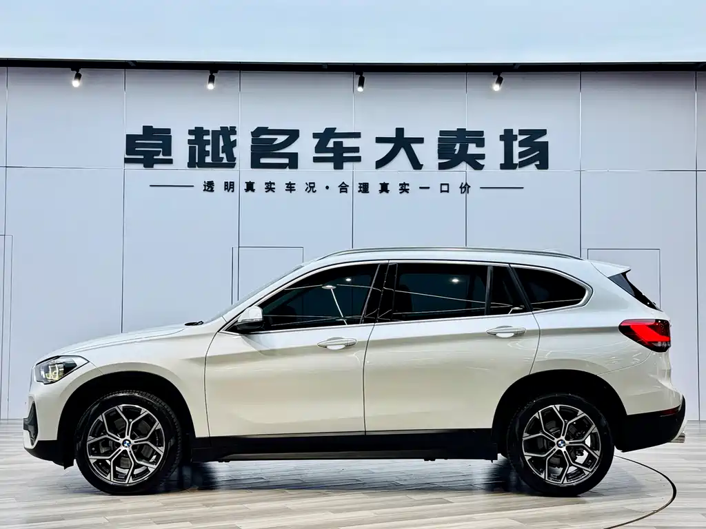 BMW BMW X1 2022 sDrive25Li Leading Edition 2023 - thumbnail 9