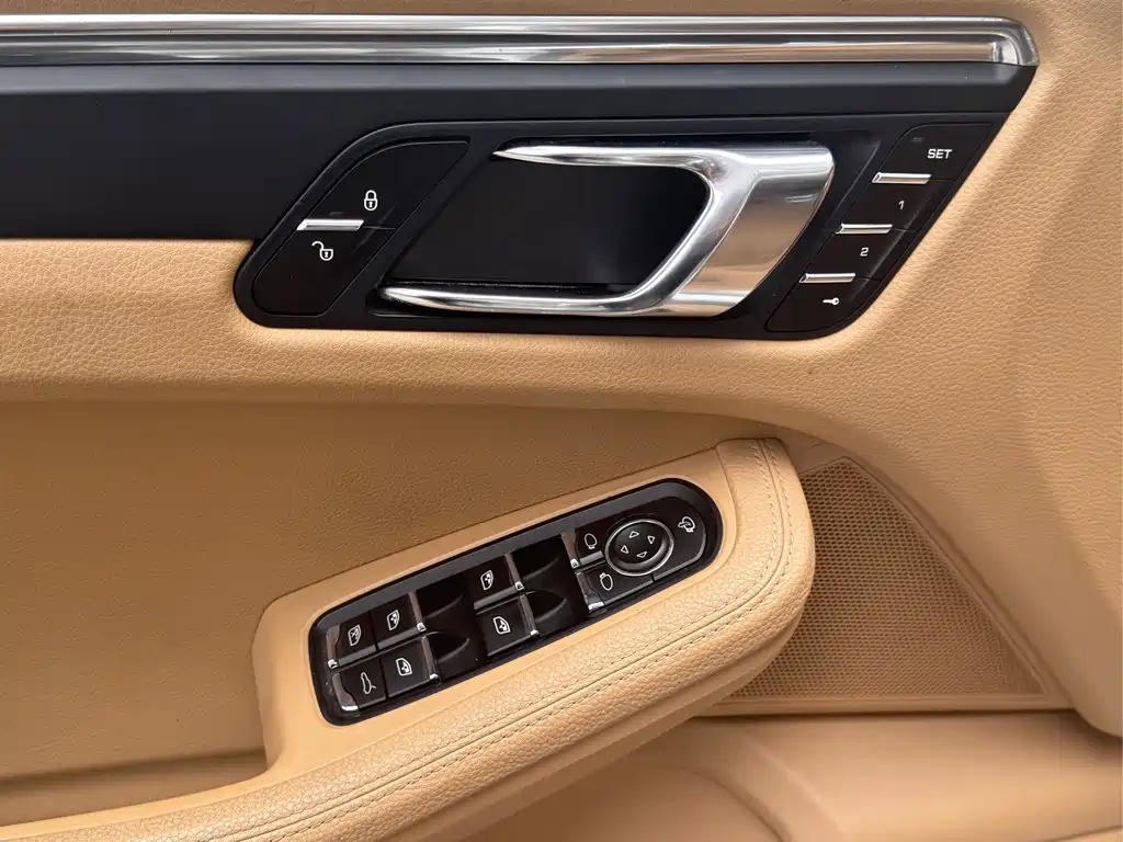 Porsche Porsche Macan 2014 Macan 2.0T 2015 - thumbnail 18