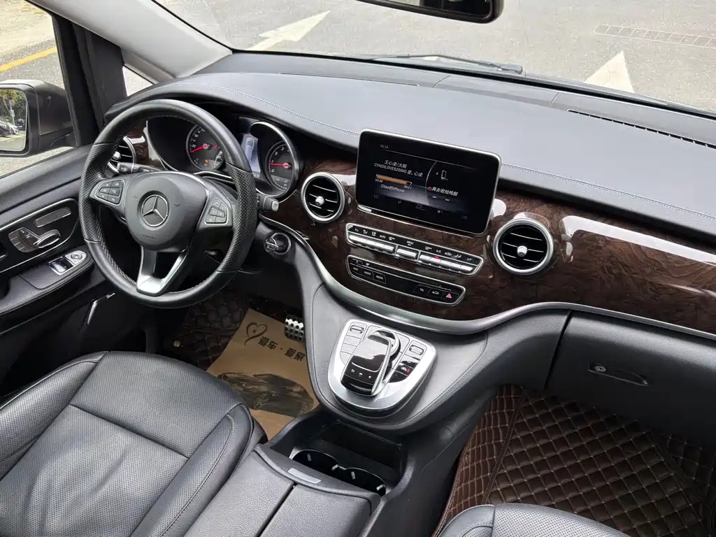 Mercedes-Benz Mercedes-Benz V-Class 2018 V 260 Exclusive Edition Euro V 2018 - thumbnail 14