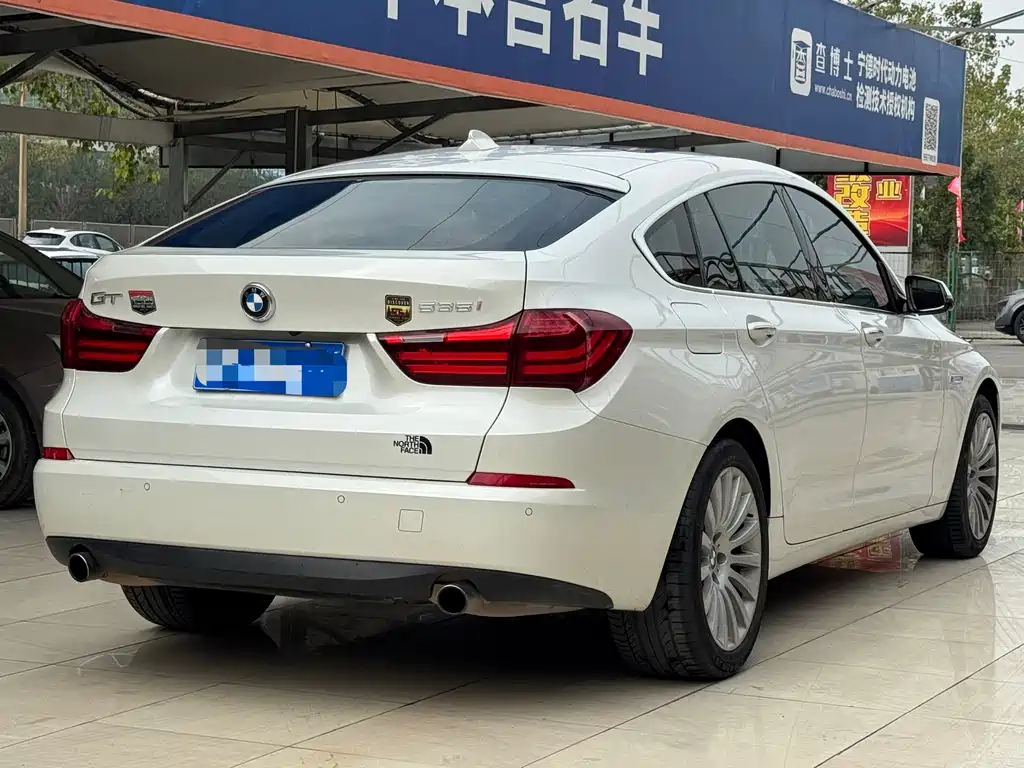 BMW BMW 5 Series GT 2015 535i xDrive Luxury Line 2017 - thumbnail 4