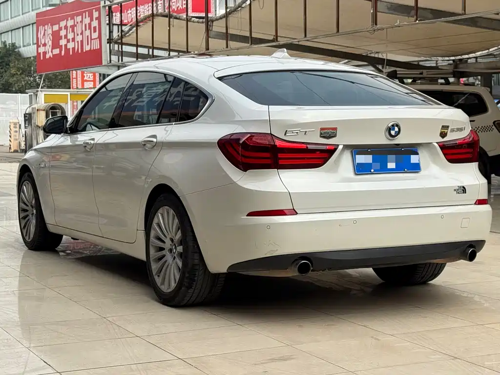 BMW BMW 5 Series GT 2015 535i xDrive Luxury Line 2017 - thumbnail 6