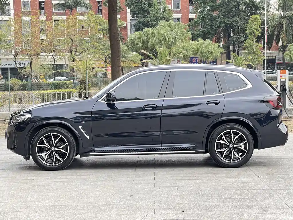 BMW BMW X3 2022 Model Year Facelift xDrive25i M Sport Package 2022 - thumbnail 4
