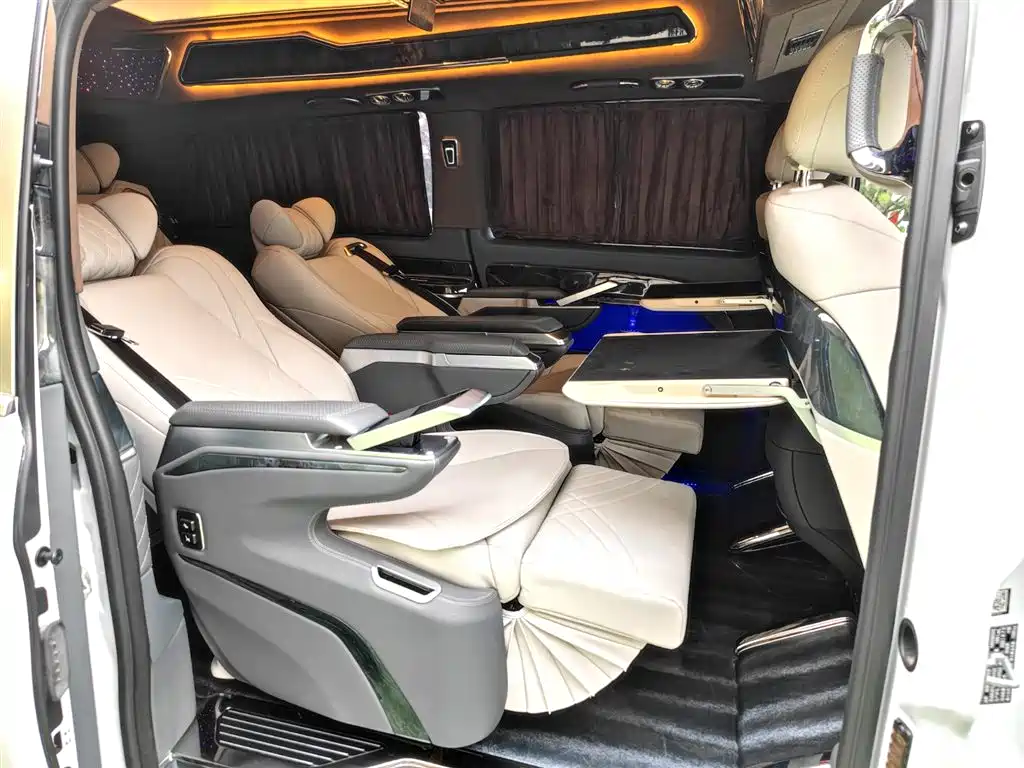 Mercedes-Benz Vito 2021 2.0T Business Edition 7-seater 2023 - thumbnail 9