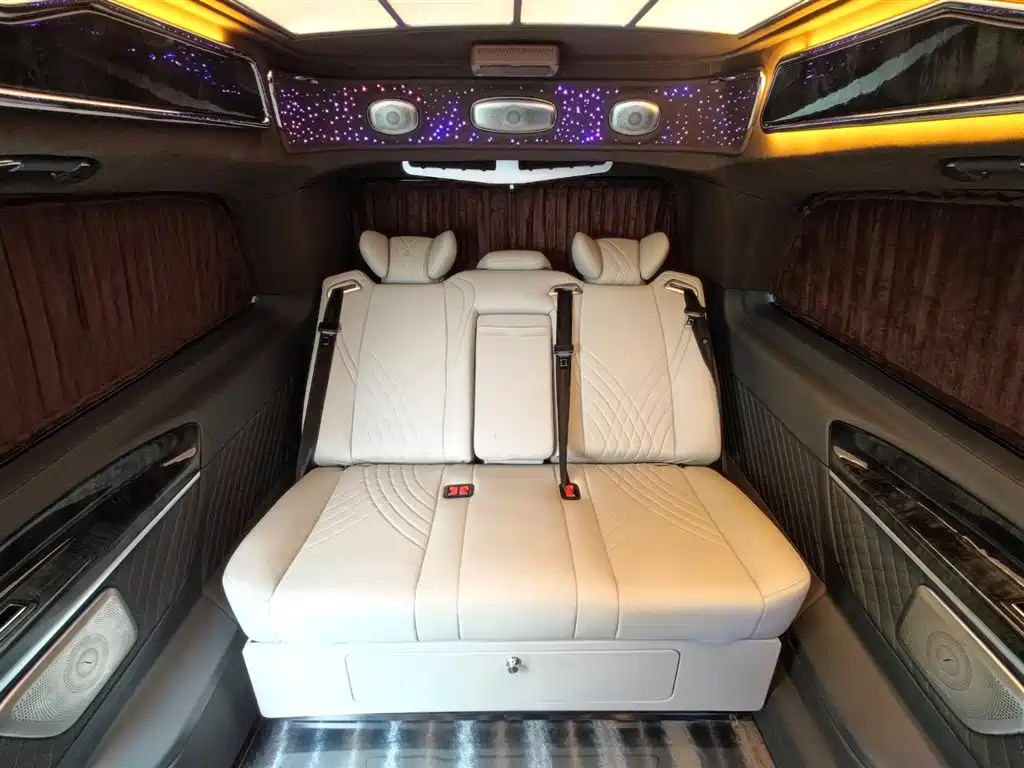 Mercedes-Benz Vito 2021 2.0T Business Edition 7-seater 2023 - thumbnail 10