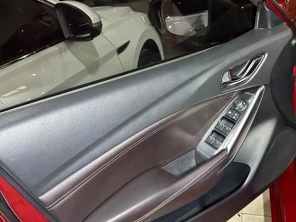 Mazda Mazda Atenza 2018 2.0L Skyactiv-X Luxury Edition China V 2018 - thumbnail 14