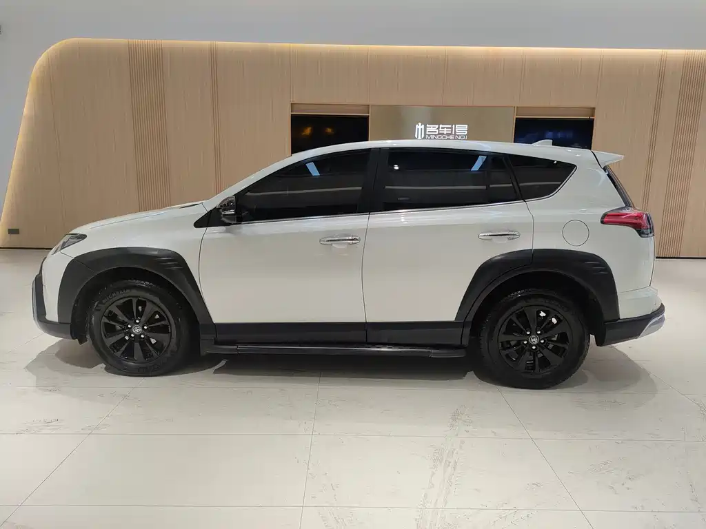 Toyota RAV4 2019 2.0L CVT 2WD Fashion X Limited Edition国VI 2019 - thumbnail 4