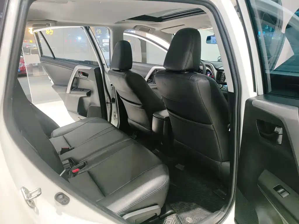 Toyota RAV4 2019 2.0L CVT 2WD Fashion X Limited Edition国VI 2019 - thumbnail 12