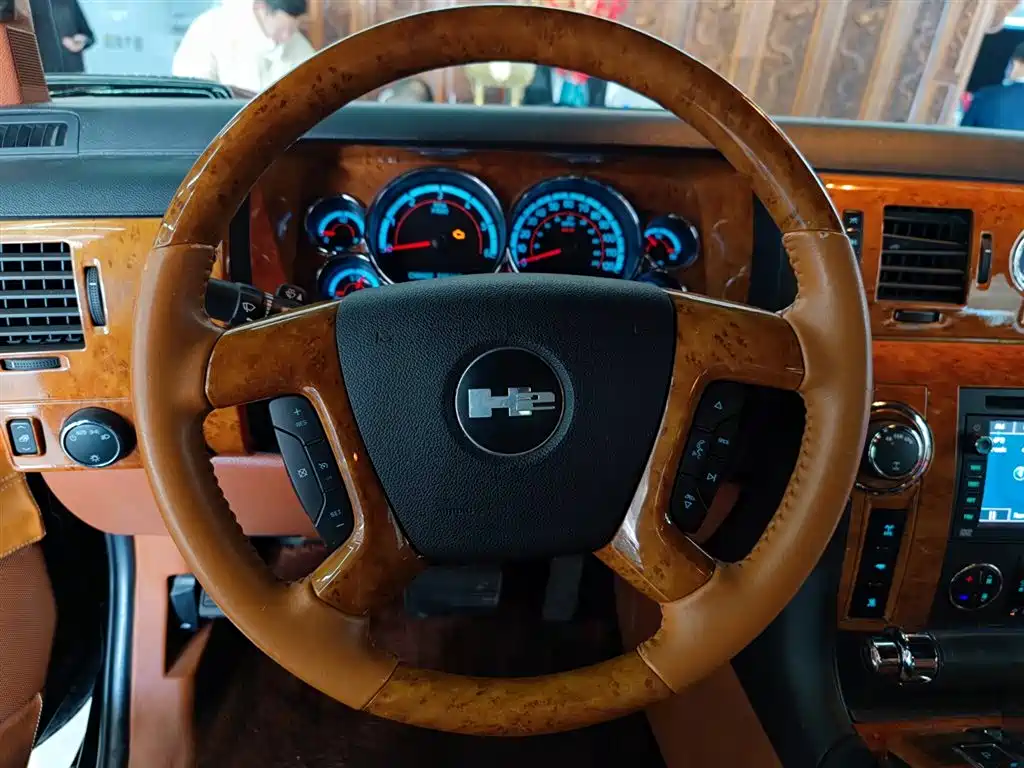 Hummer Hummer H2 2008 6.2L AT 2011 - thumbnail 15