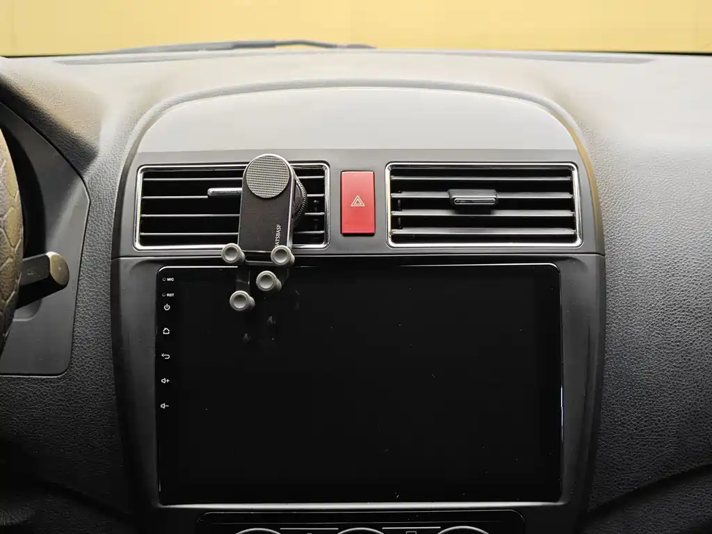 Dongfeng Fengxing Jingyi X5 2013 1.6L Manual Premium Edition China V 2012 - thumbnail 15