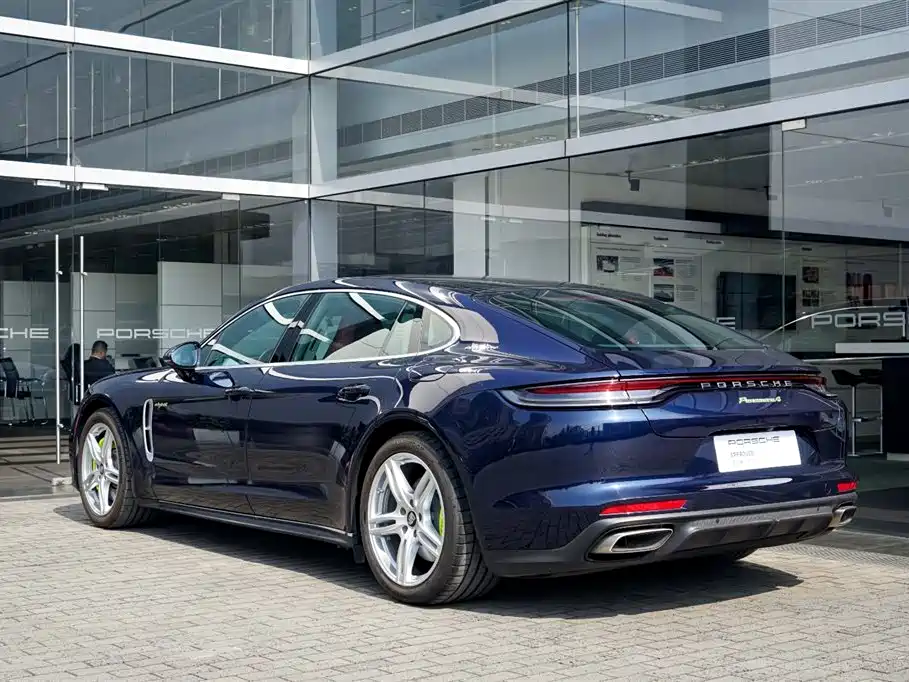 Porsche 2024 Porsche Panamera 4 E-Hybrid Executive Long Wheelbase 2.9T 2024 - thumbnail 6