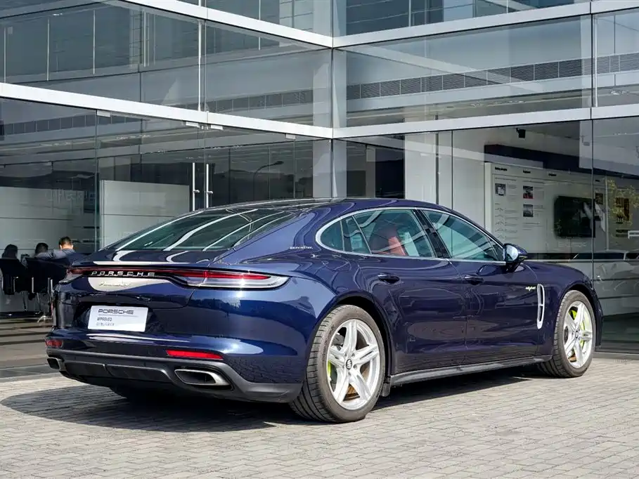 Porsche 2024 Porsche Panamera 4 E-Hybrid Executive Long Wheelbase 2.9T 2024 - thumbnail 15
