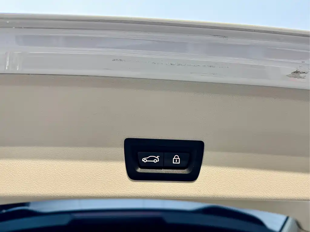 BMW BMW X3 2022 facelift xDrive30i Leading Model M Night Shadow Package 2022 - thumbnail 25