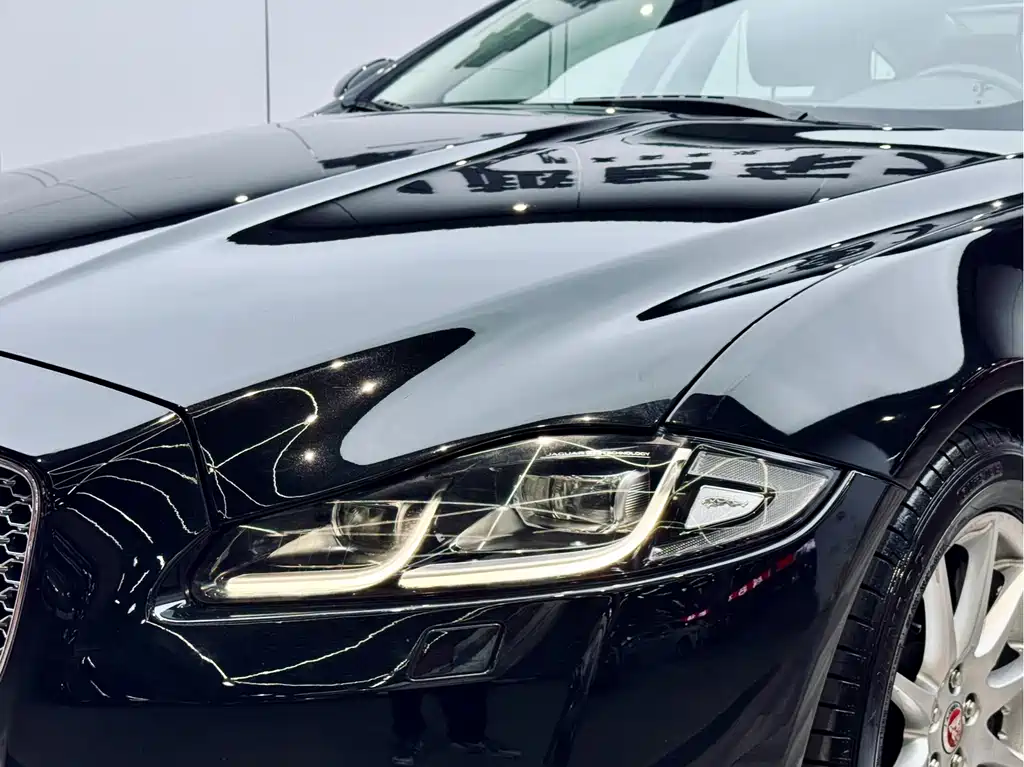 Jaguar Jaguar XJ 2016 XJL 2.0T RWD Elegant Business Edition 2016 - thumbnail 2