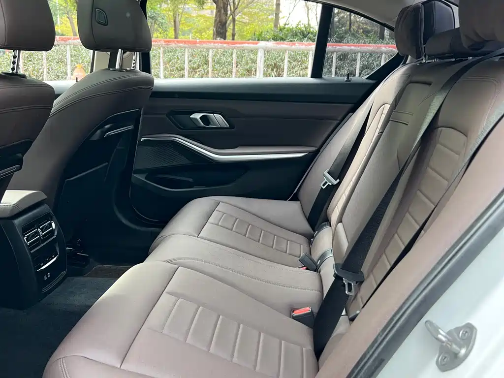 BMW BMW 3 Series 2021 Model Year Facelift 2 325Li M Sport Package 2021 - thumbnail 9