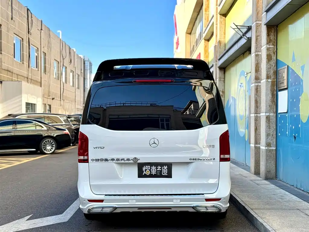 Mercedes-Benz Vito 2021 2.0T Business Edition 7-seater 2023 - thumbnail 4