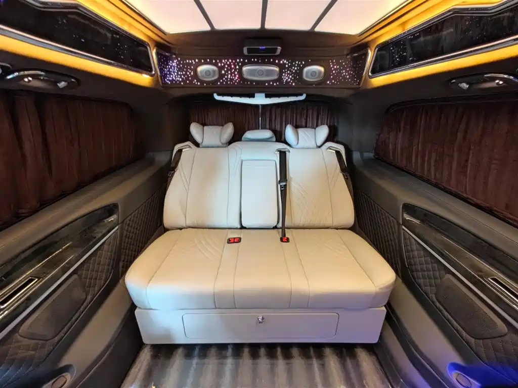 Mercedes-Benz Vito 2021 2.0T Business Edition 7-seater 2023 - thumbnail 10