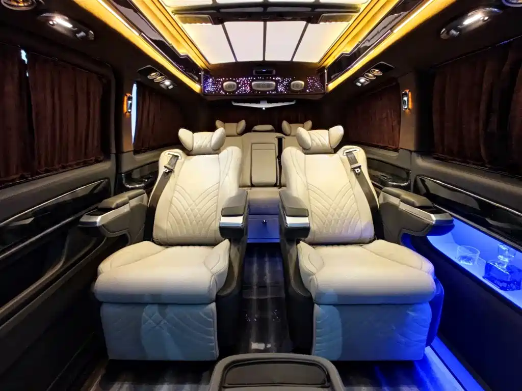 Mercedes-Benz Vito 2021 2.0T Business Edition 7-seater 2023 - thumbnail 11