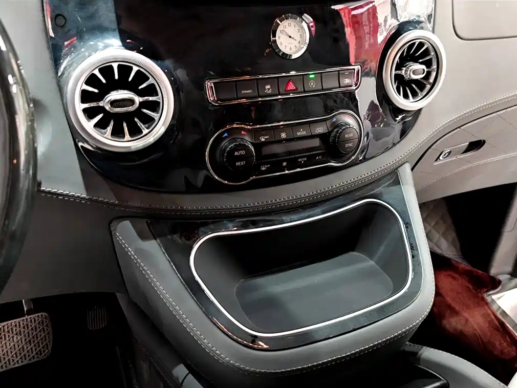 Mercedes-Benz Vito 2021 2.0T Business Edition 7-seater 2023 - thumbnail 20
