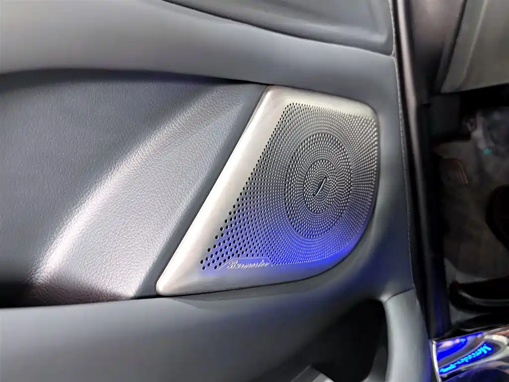 Mercedes-Benz Vito 2021 2.0T Business Edition 7-seater 2023 - thumbnail 25