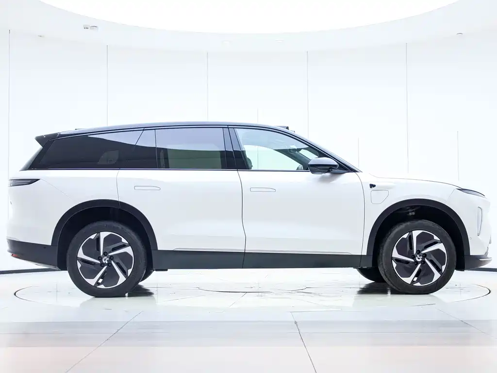 NIO NIO ES8 2024 75kWh 2024 - thumbnail 16