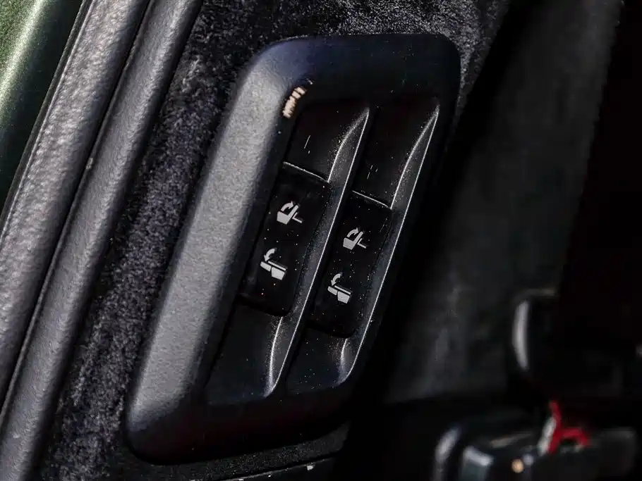 Toyota Toyota Land Cruiser Prado 2010 4.0L Automatic TX-L 2011 - thumbnail 7