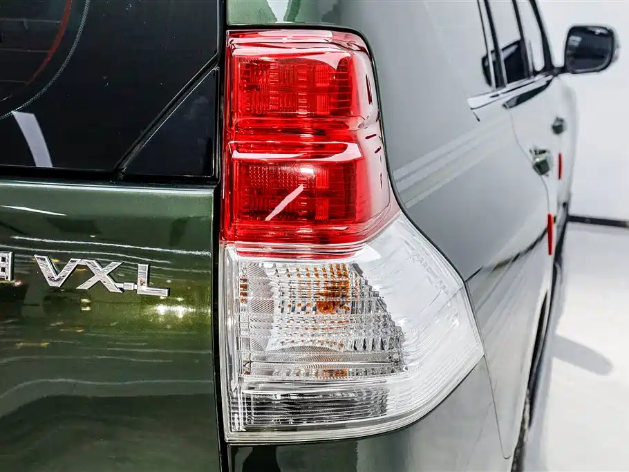 Toyota Toyota Land Cruiser Prado 2010 4.0L Automatic TX-L 2011 - thumbnail 12