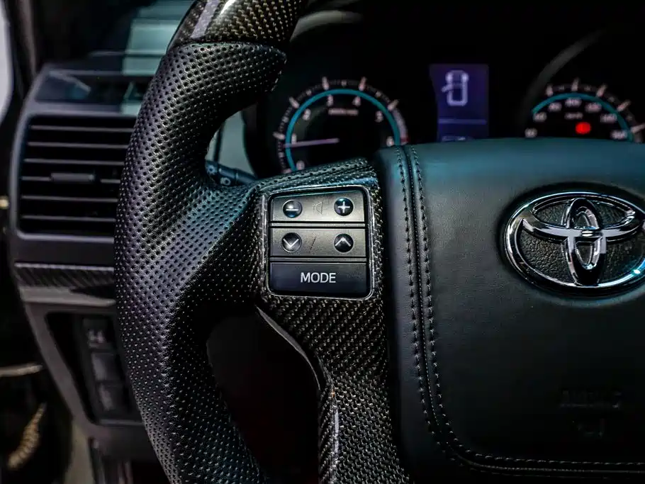 Toyota Toyota Land Cruiser Prado 2010 4.0L Automatic TX-L 2011 - thumbnail 30