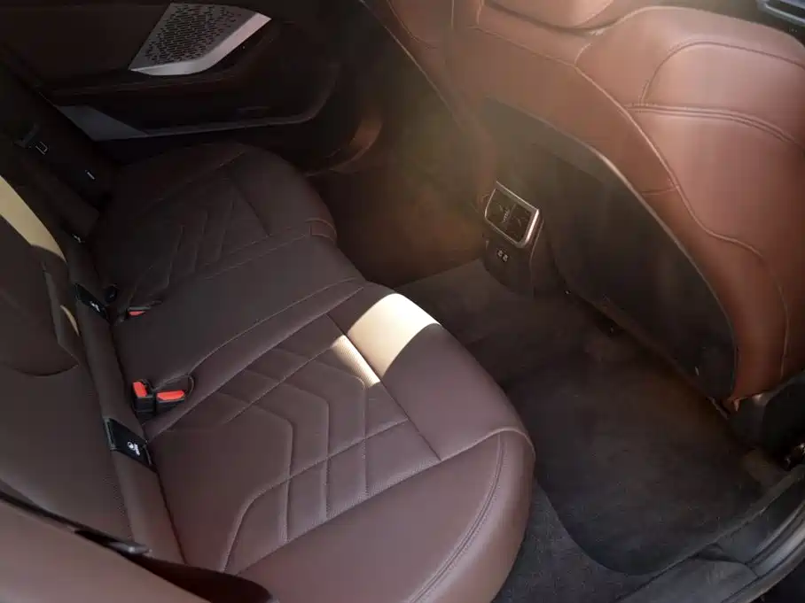 BMW BMW 2 Series 2025 225i M Sport Package 2025 - thumbnail 10