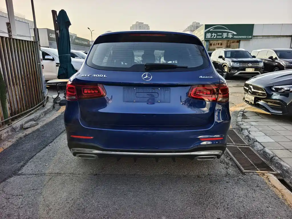 Mercedes-Benz Mercedes-Benz GLC 2021 GLC 300 L 4MATIC Sport Edition 2021 - thumbnail 4