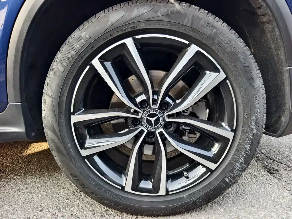 Mercedes-Benz Mercedes-Benz GLC 2021 GLC 300 L 4MATIC Sport Edition 2021 - thumbnail 17