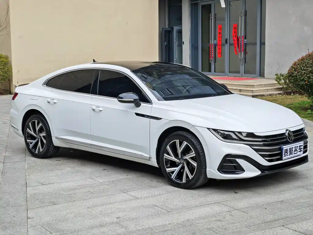 Volkswagen Volkswagen CC 2021 330TSI Brilliant Edition 2022 - thumbnail 2
