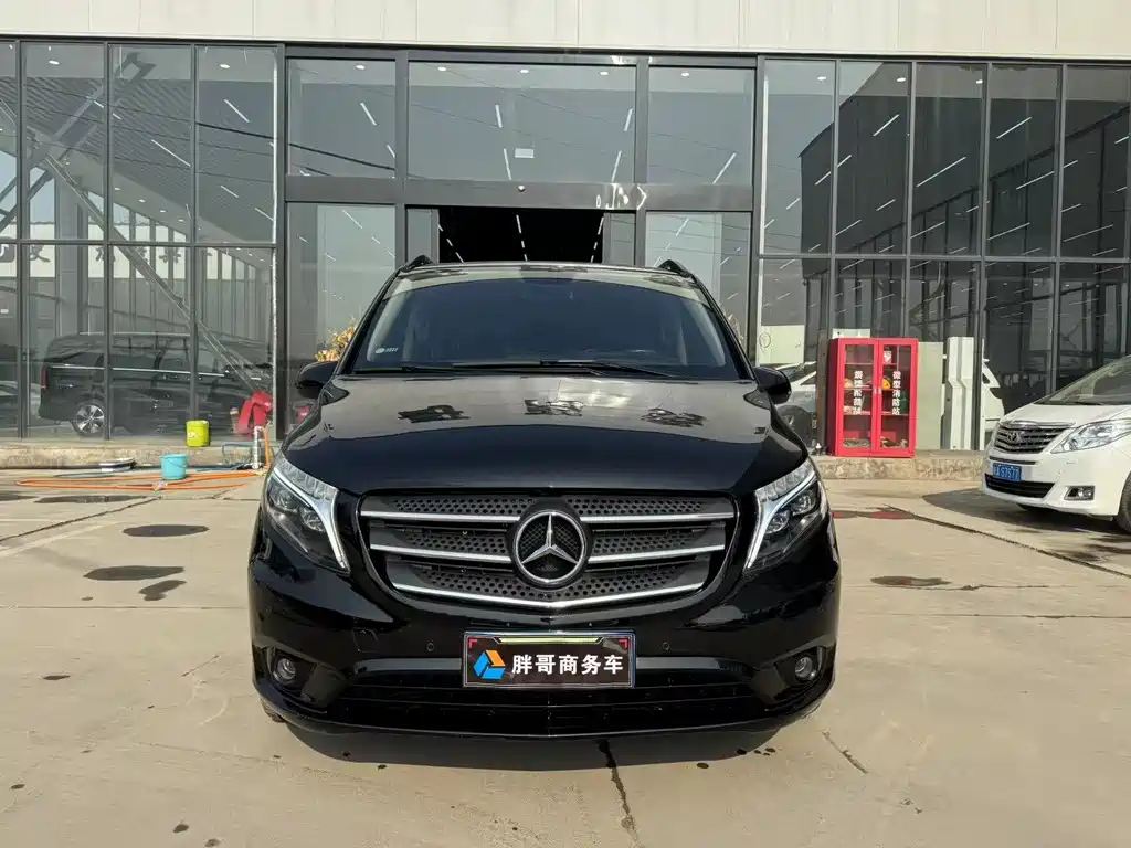 Mercedes-Benz Vito 2018 2.0T Elite 9-seater China VI 2019 - thumbnail 2
