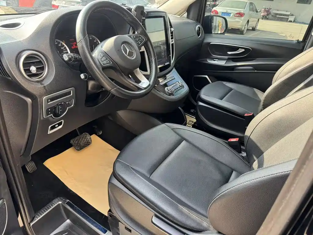 Mercedes-Benz Vito 2018 2.0T Elite 9-seater China VI 2019 - thumbnail 3