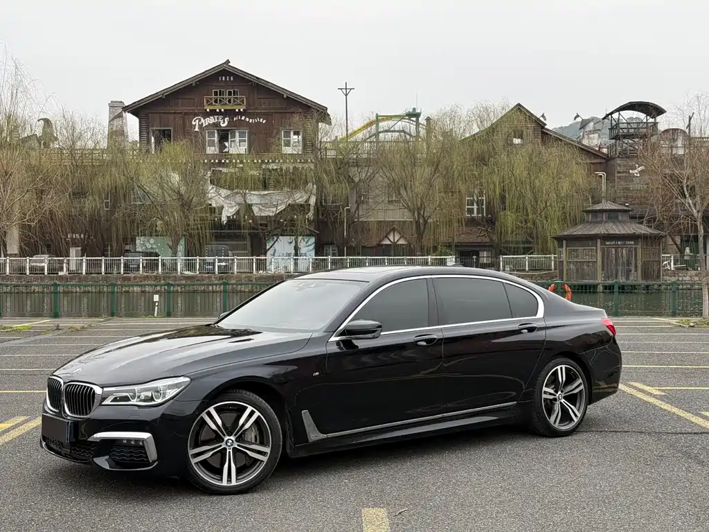 BMW BMW 7 Series 2018 750Li xDrive M Sport Package 2018