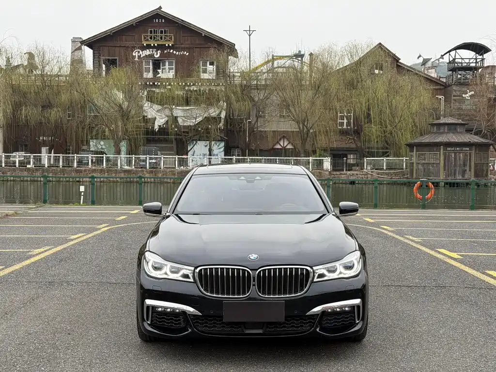 BMW BMW 7 Series 2018 750Li xDrive M Sport Package 2018 - thumbnail 2