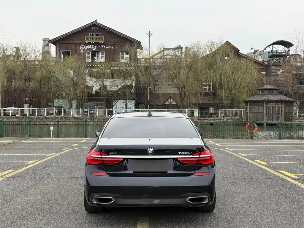 BMW BMW 7 Series 2018 750Li xDrive M Sport Package 2018 - thumbnail 5