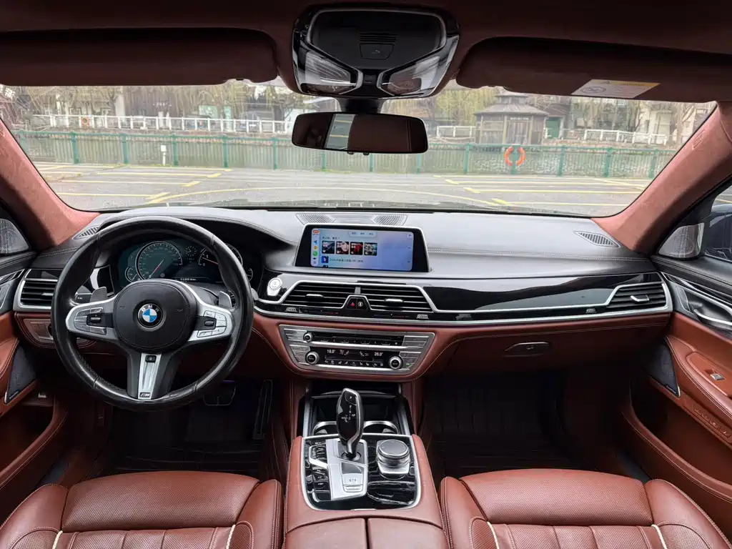 BMW BMW 7 Series 2018 750Li xDrive M Sport Package 2018 - thumbnail 9